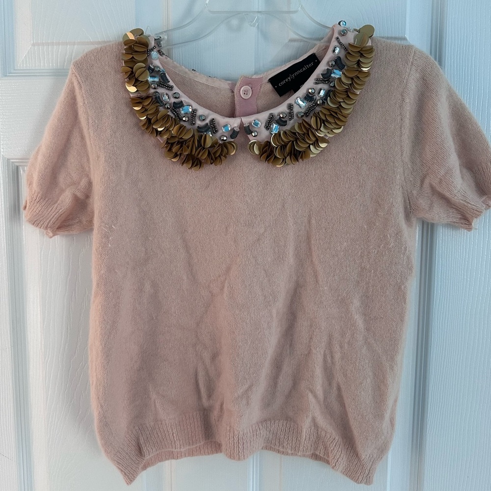 Mohair short sleeve sweater with a festive beaded collar